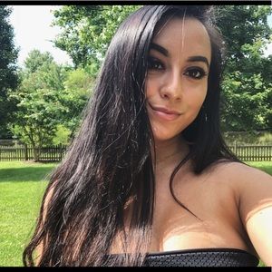 Meet your Posher, Melissa